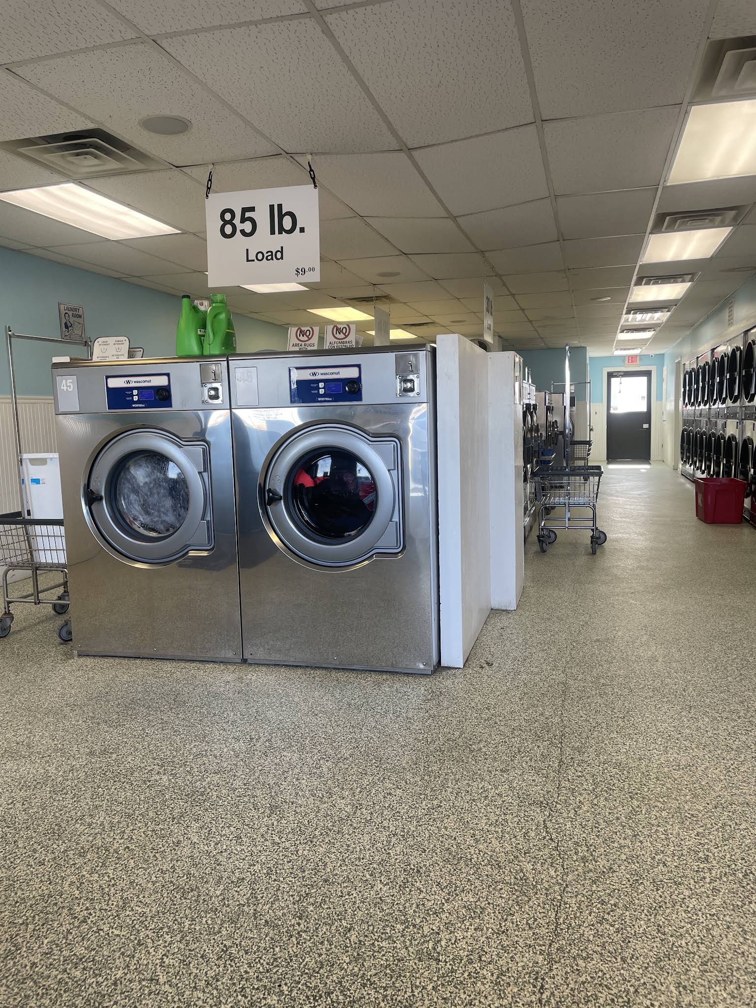 Bufalo Family Laundromat