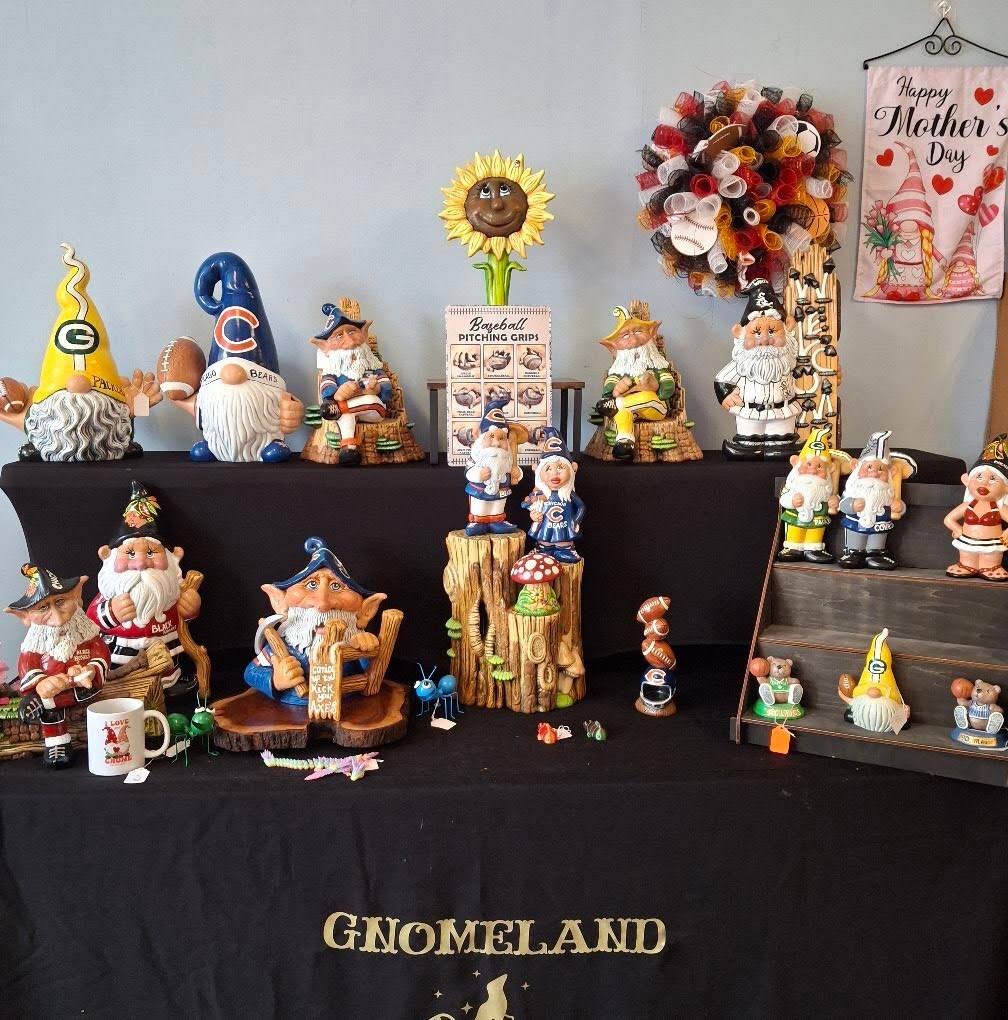 Gnomeland & Decor