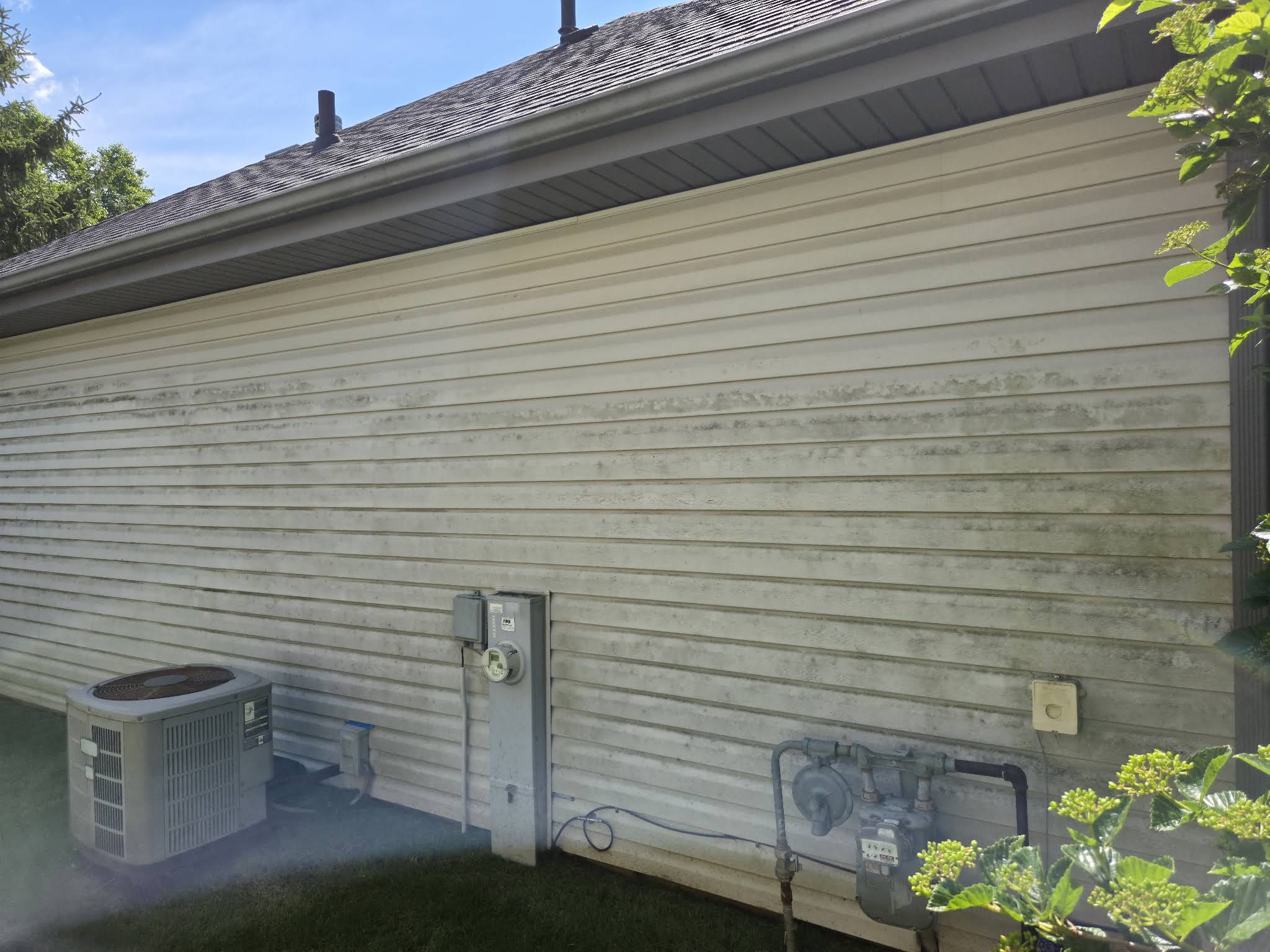 Illinois Premium Softwash LLC