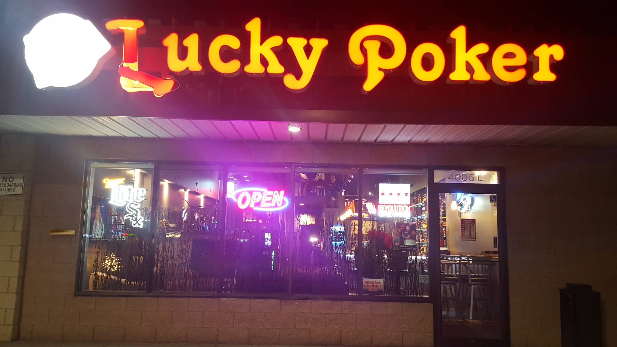 Lucky Poker