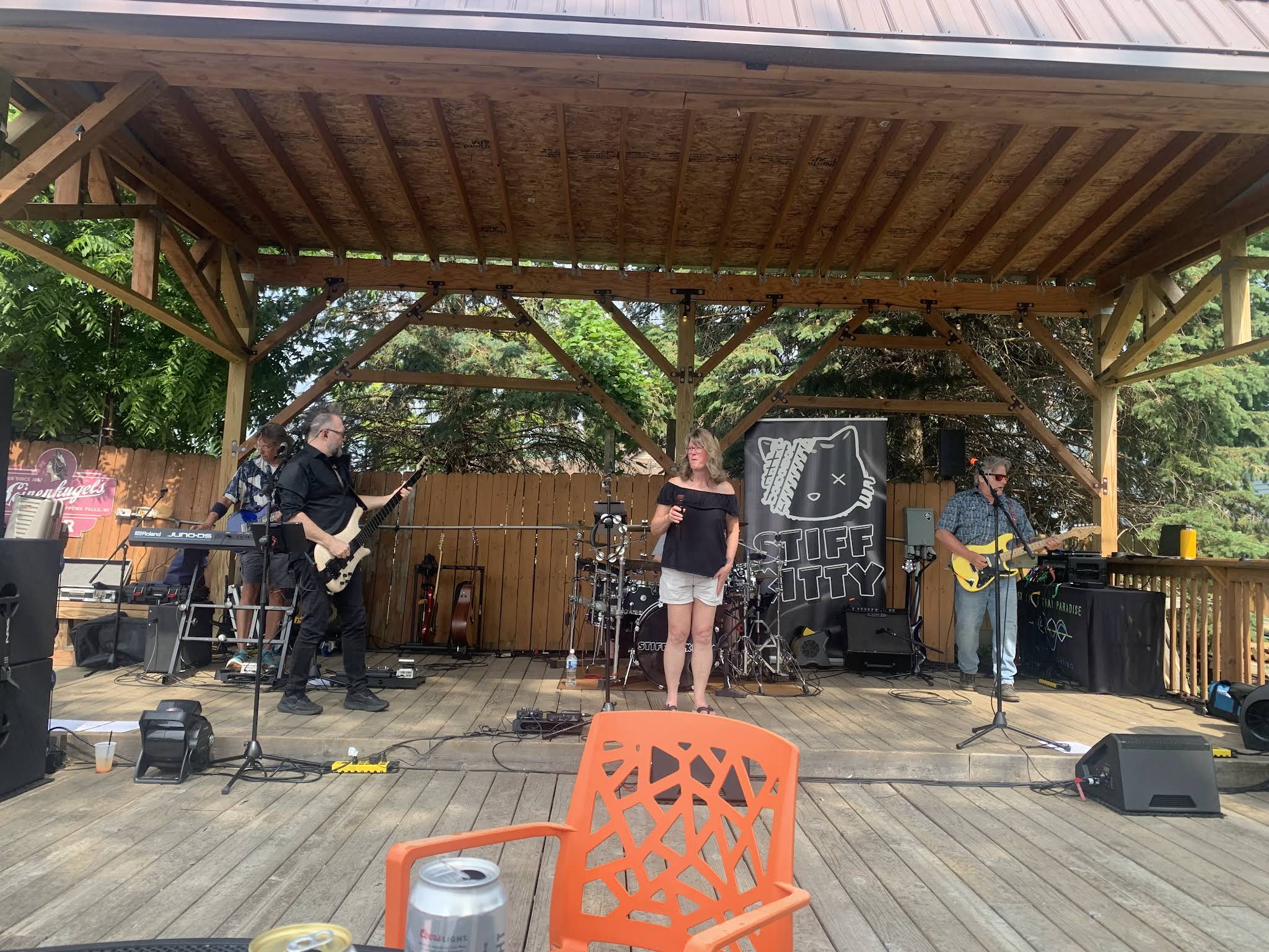Mortimer's Roadhouse