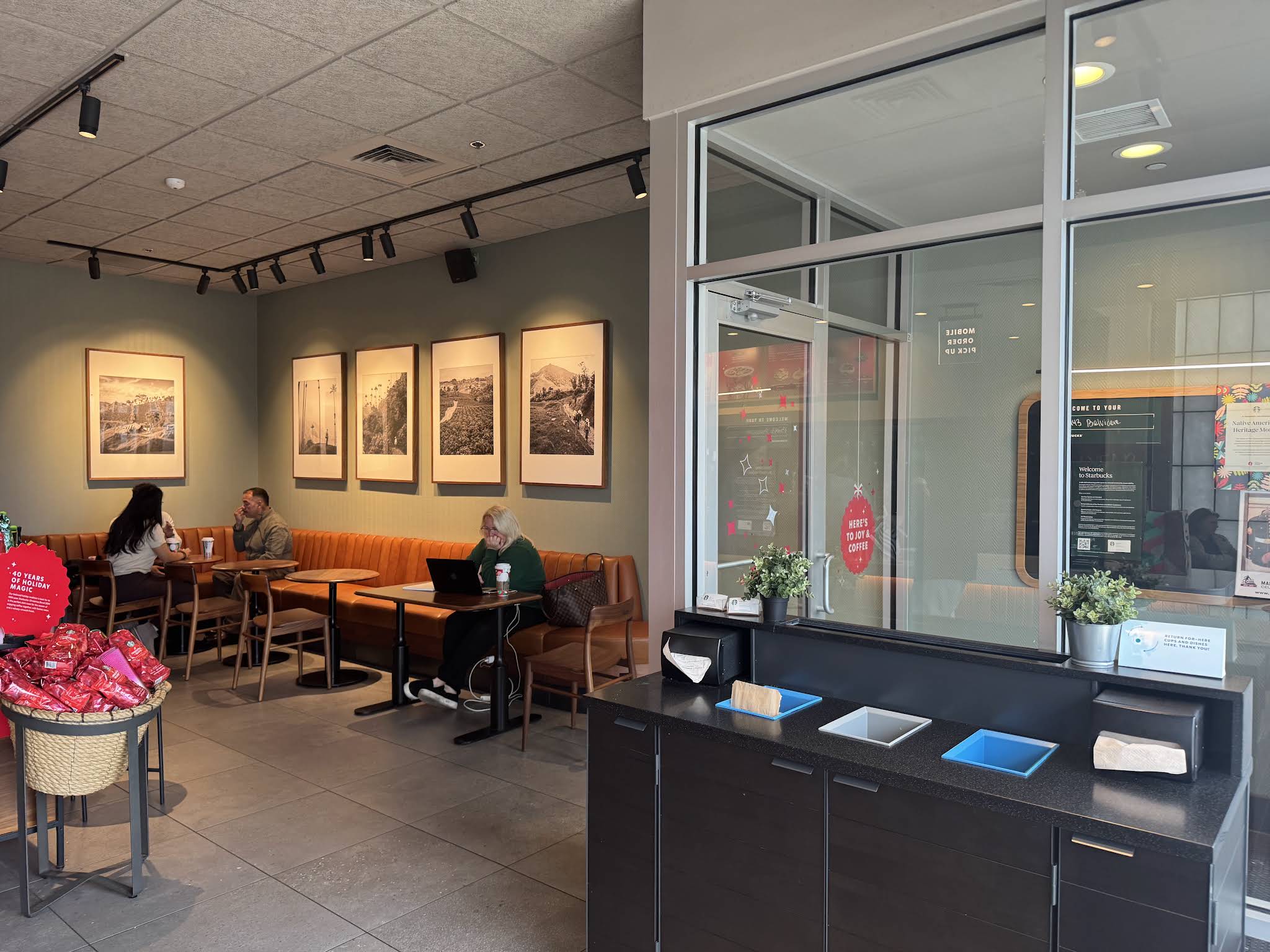 Starbucks (Belvidere)