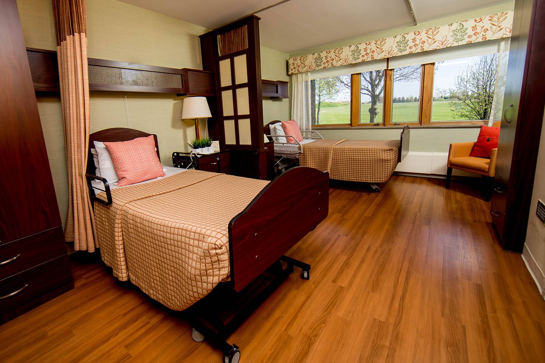Symphony Maple Crest
