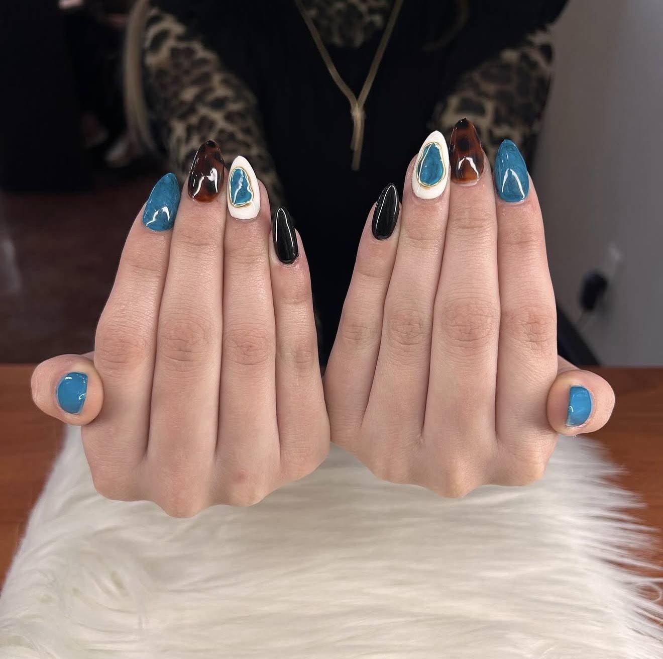 Uptown Salon